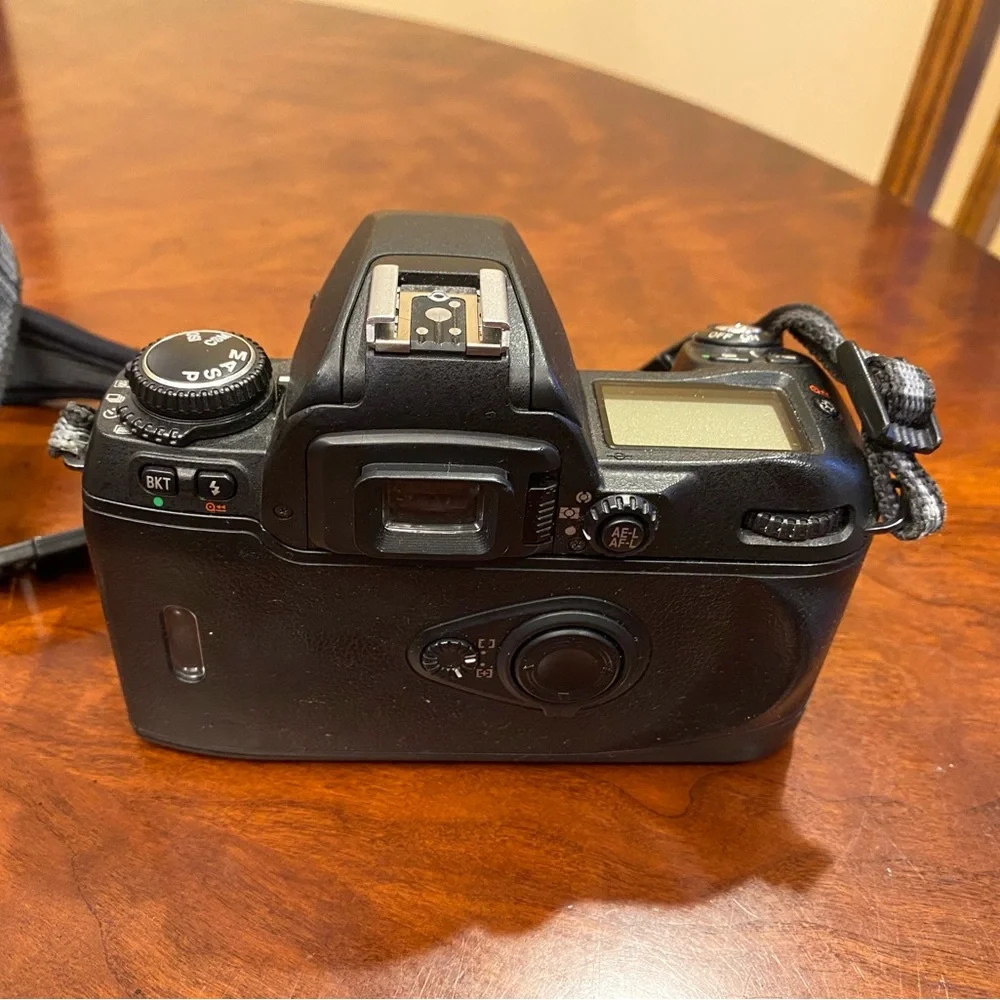 NIKON N80 QD 35mm SLR Camera Body -Requires Lens-